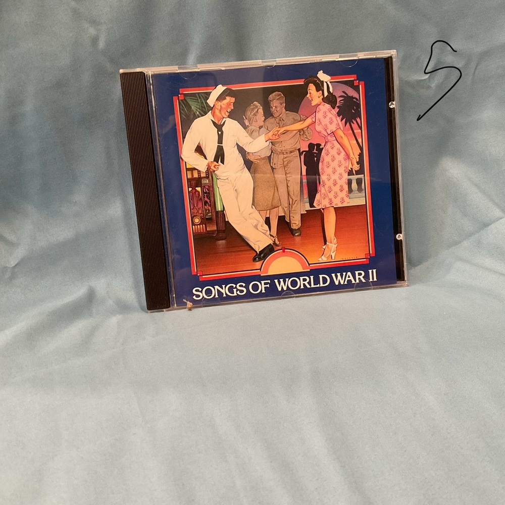 One CD 10 songs